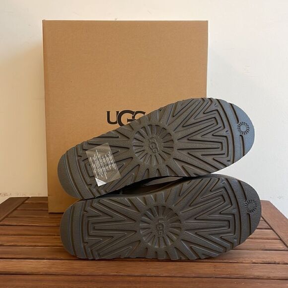 UGG Classic Mini Platform Boots Smoke Plume USA Women Size 10/UK 8/EU 41 - Picture 12 of 16